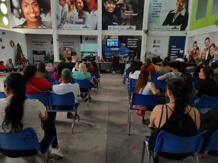 Sine Municipal de Campina Grande oferece mais de 240 vagas de emprego em diversos setores