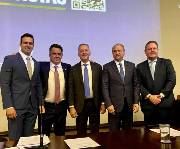lucas e ciro