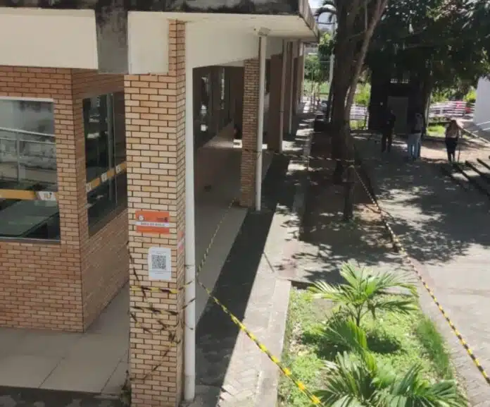 Defesa Civil interdita parte do Restaurante Universitário da UFCG por risco estrutural