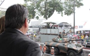 joao desfile 2