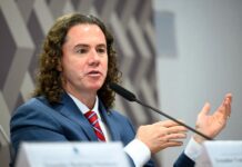 Senador Veneziano Vital vota contra proposta da dosimetria img 20251218 wa0017