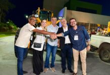 Romero entrega motoniveladora para reforçar infraestrutura no distrito de Galante img 20260327 wa0018